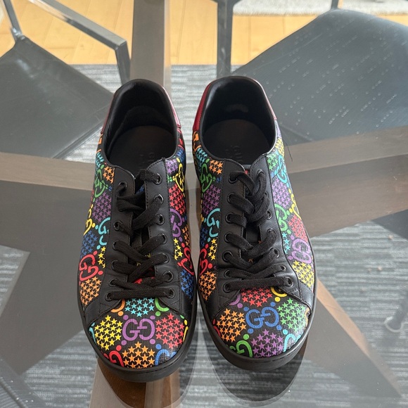 Gucci Colorful Psychedelic Pattern Sneakers - Picture 1 of 7